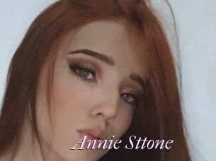 Annie_Sttone