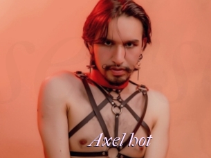 Axel_hot