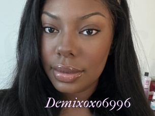 Demixoxo6996