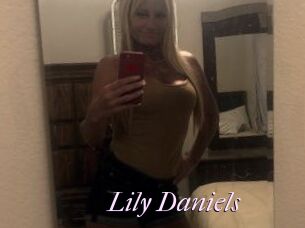 Lily_Daniels
