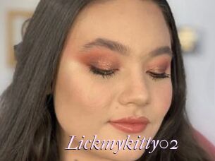 Lickmykitty02