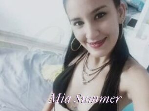 Mia_Summer