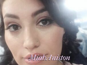 MiahAniston