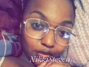 Nikki_Stevens