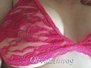 Olivia_Ann_69