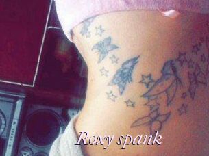 Roxy_spank