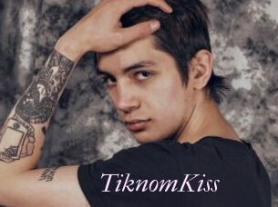 TiknomKiss