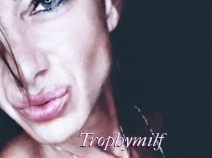 Trophymilf